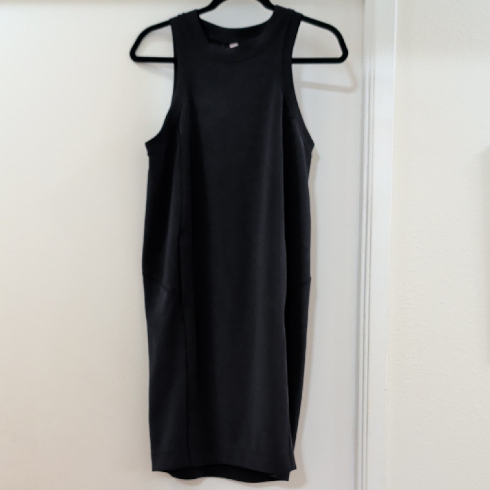Lululemon Softstreme Back In Action Dress Black EUC - Picture 4 of 7